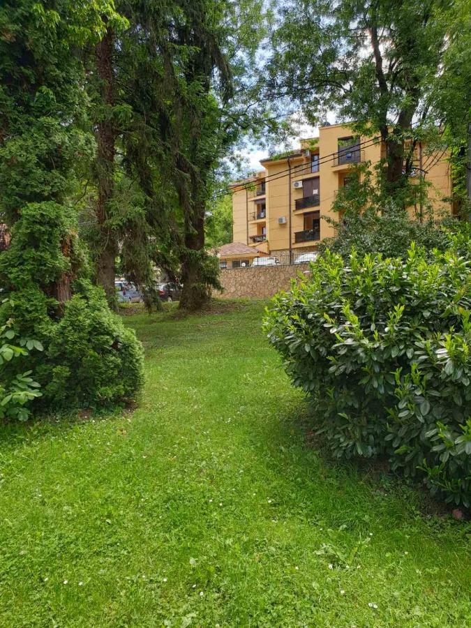Apartman Crown Vrnjačka Banja Kültér fotó